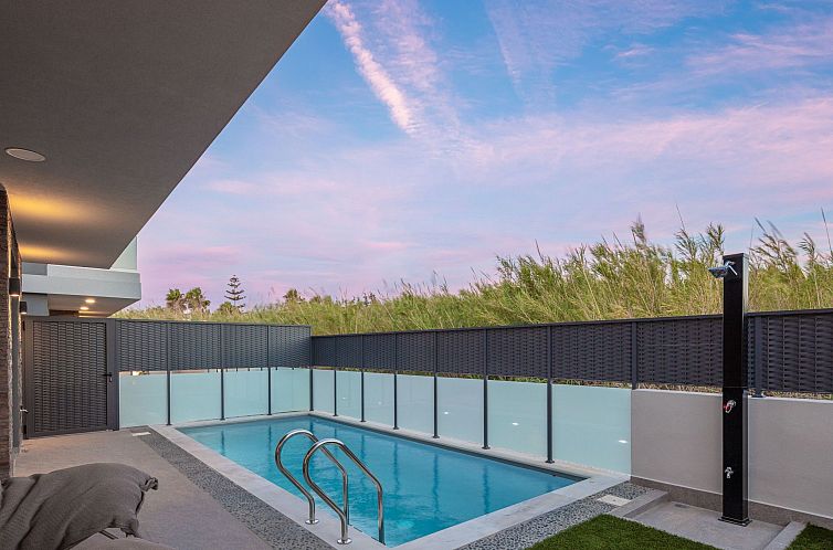 Vakantiehuis VillaSaints I - Pool und BBQ, Spaziergang zum S