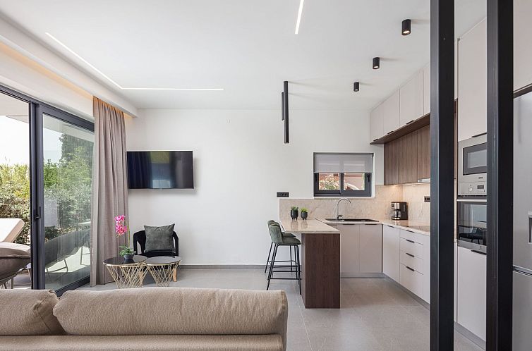 Vakantiehuis VillaSaints I - Pool und BBQ, Spaziergang zum S