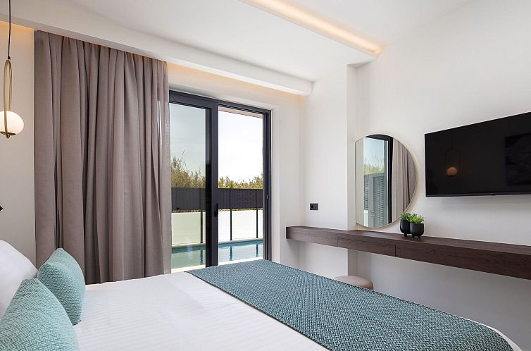 Vakantiehuis VillaSaints I - Pool und BBQ, Spaziergang zum S