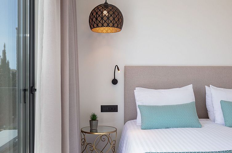 Vakantiehuis VillaSaints I - Pool und BBQ, Spaziergang zum S