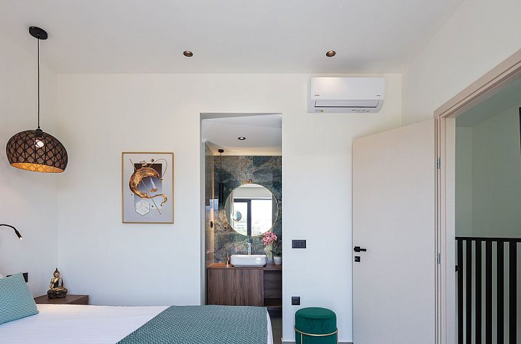 Vakantiehuis VillaSaints I - Pool und BBQ, Spaziergang zum S