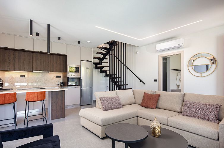 Vakantiehuis VillaSaints II - Elegante Pool-Villa in Strandn