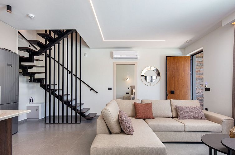 Vakantiehuis VillaSaints II - Elegante Pool-Villa in Strandn