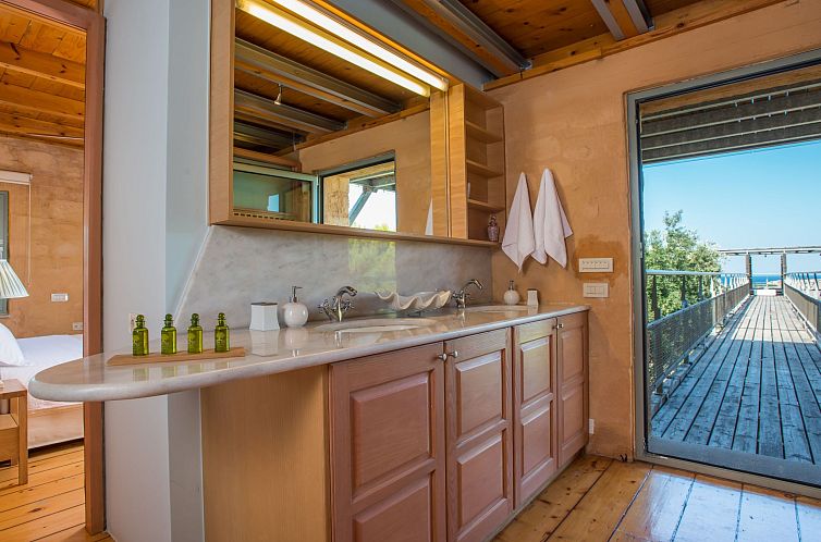 Vakantiehuis Anwesen "Olea Prime" mit Infinity-Pool