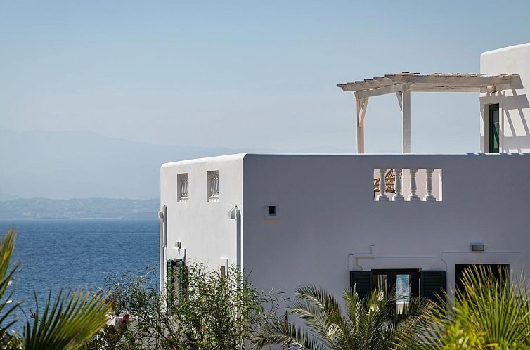 Vakantiehuis Luxuriöse Villa in Strandnähe mit Blick auf d