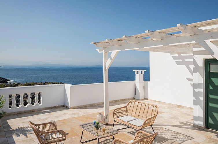 Vakantiehuis Luxuriöse Villa in Strandnähe mit Blick auf d