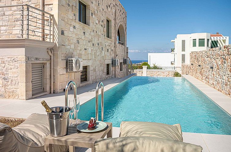 Vakantiehuis Luminus Arcus - Moderne Villa mit privatem Pool