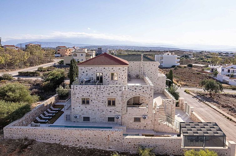 Vakantiehuis Luminus Arcus - Moderne Villa mit privatem Pool