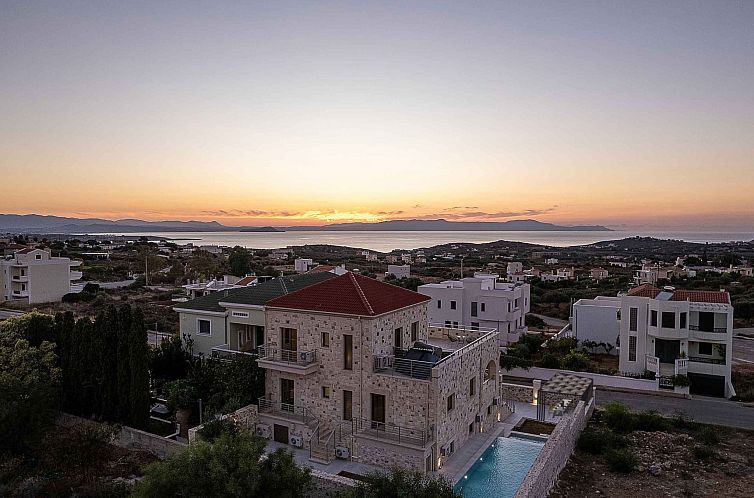 Vakantiehuis Luminus Arcus - Moderne Villa mit privatem Pool