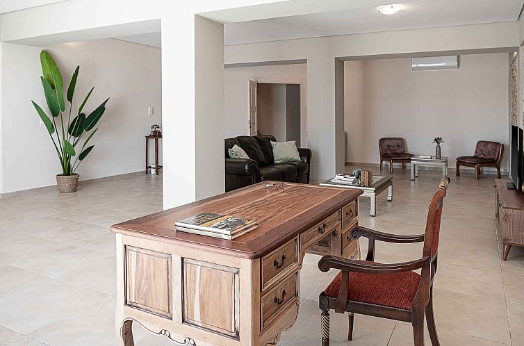 Vakantiehuis Luminus Arcus - Moderne Villa mit privatem Pool