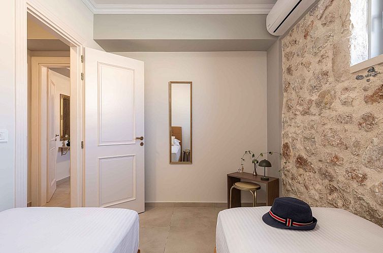 Vakantiehuis Luminus Arcus - Moderne Villa mit privatem Pool