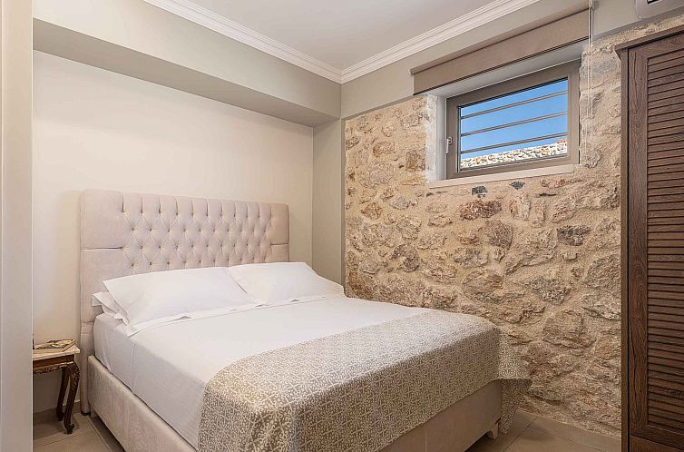 Vakantiehuis Luminus Arcus - Moderne Villa mit privatem Pool
