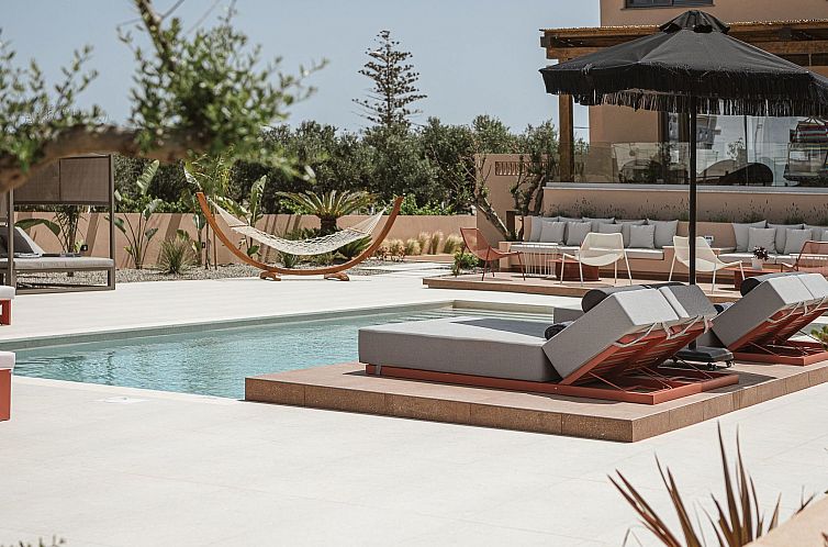 Vakantiehuis Villa Agali - ''Freier'' beheizter Pool, 70m zu