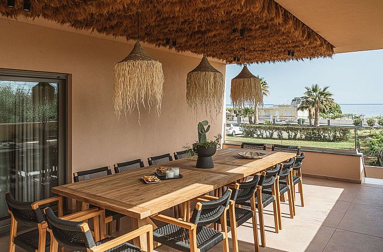 Vakantiehuis Villa Agali - ''Freier'' beheizter Pool, 70m zu