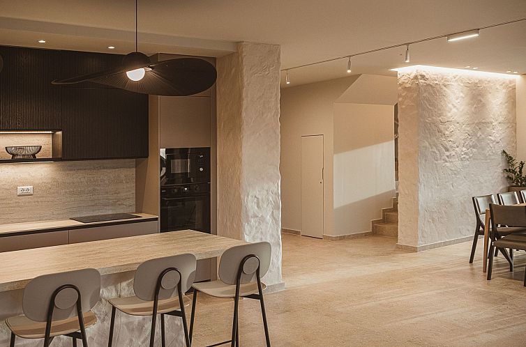 Vakantiehuis Villa Agali - ''Freier'' beheizter Pool, 70m zu