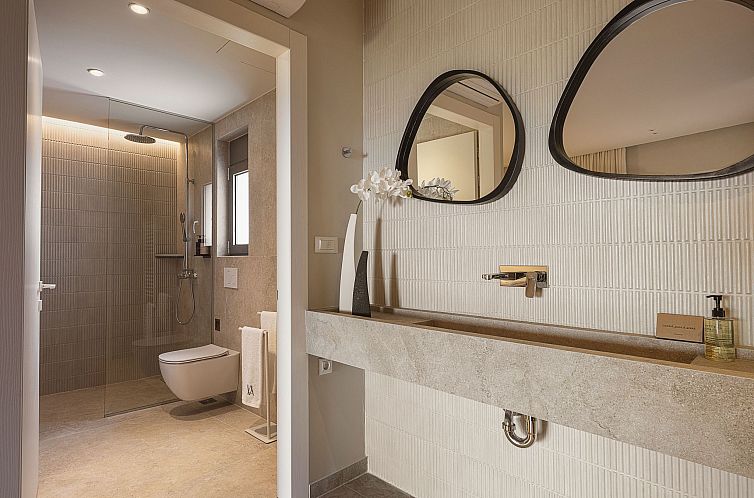 Vakantiehuis Villa Agali - ''Freier'' beheizter Pool, 70m zu