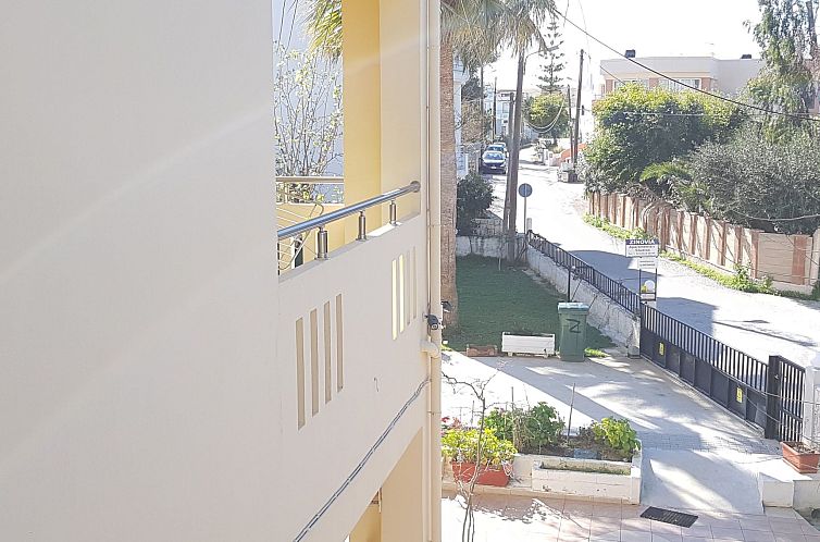 Appartement Zinovia Studio mit Balkon