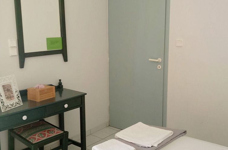 Appartement Zinovia Studio mit Balkon