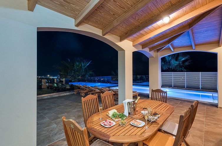 Vakantiehuis Karmilos Hill Villa - absolute Privatsphäre