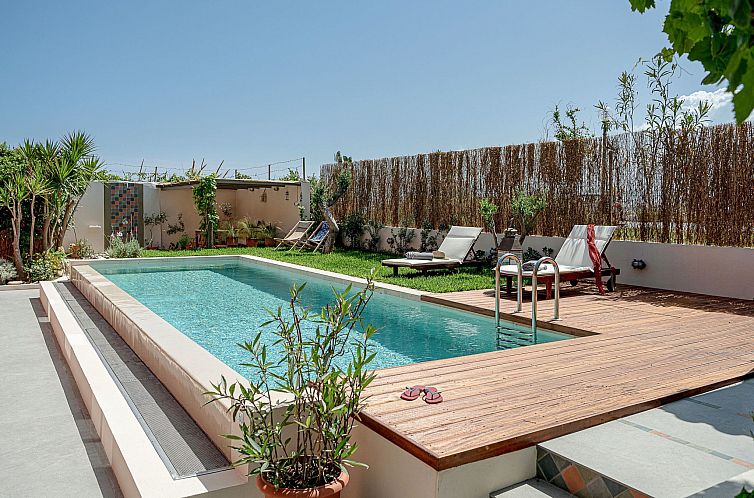 Vakantiehuis am Strand mit Pool für eine oder zwei Familien