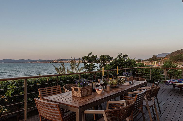 Vakantiehuis am Strand mit Pool für eine oder zwei Familien