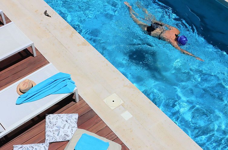 Vakantiehuis Ferienvilla "Fos" mit Blick auf das Wasser