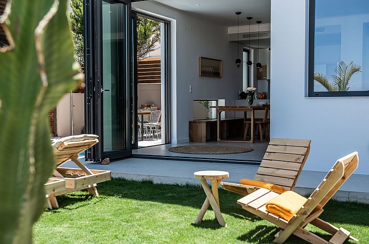 Vakantiehuis Ferienvilla "Fos" mit Blick auf das Wasser