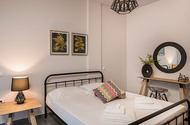 Vakantiehuis Haus in Theriso mit privatem Pool