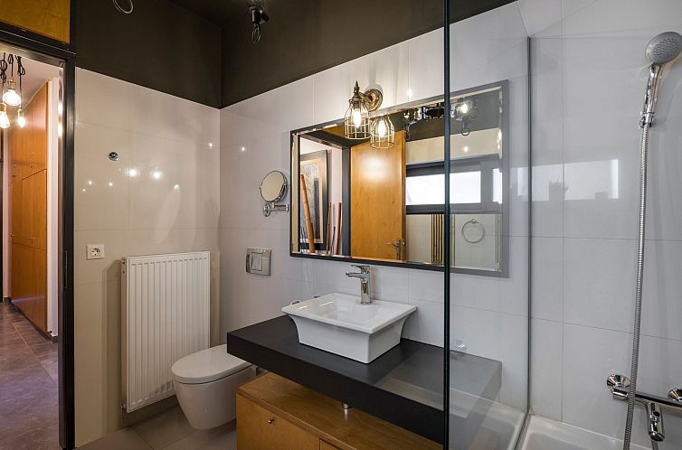 Vakantiehuis Haus in Theriso mit privatem Pool