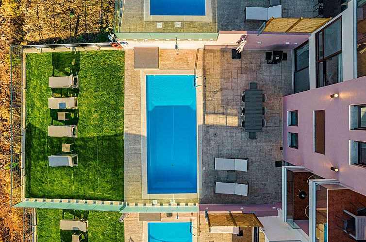 Vakantiehuis "Villa Mari" mit privatem Pool