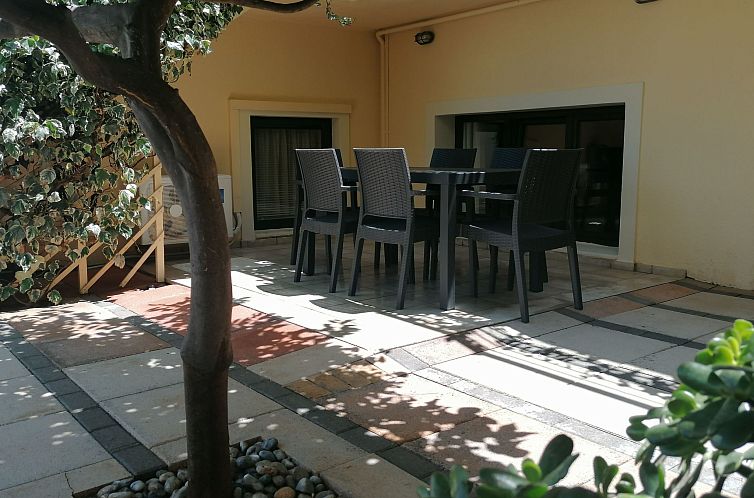 Appartement Wohnung "Zitronenbaum-Terrasse"