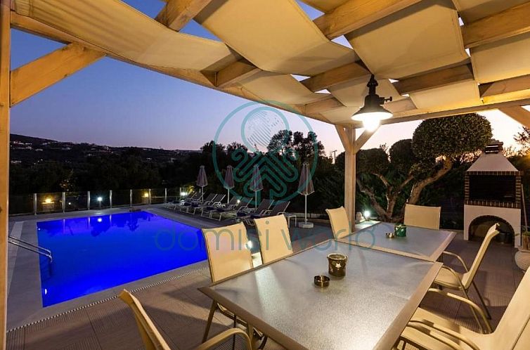 Vrijstaande woning in Platanias