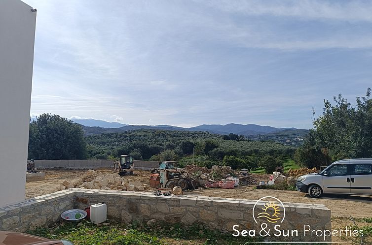 Vrijstaande woning in Platanias
