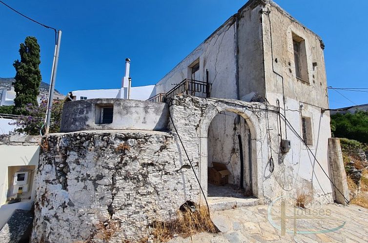 Vrijstaande woning in Zaros