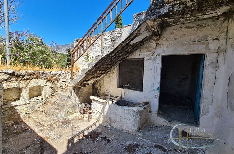 Vrijstaande woning in Zaros