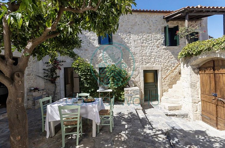 Vrijstaande woning in Episkopi