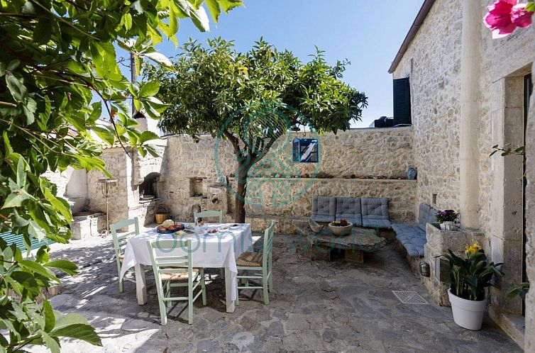 Vrijstaande woning in Episkopi