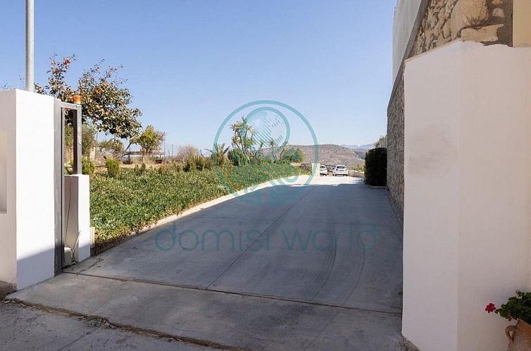 Vrijstaande woning in Episkopi