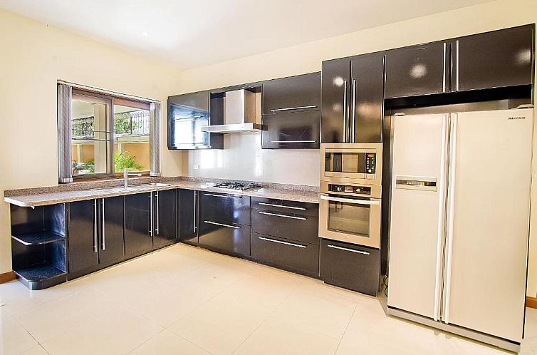 Tropicana Pool Villa