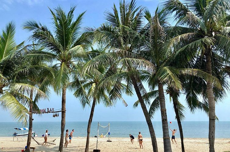 Dolphin Bay Resort