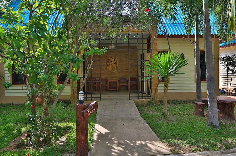 The Green Beach Resort