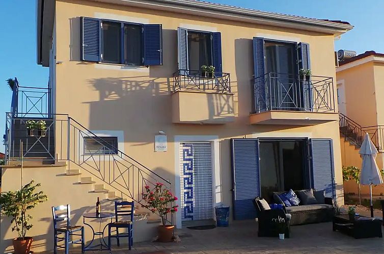 Villa Finiki Messinia (boven)
