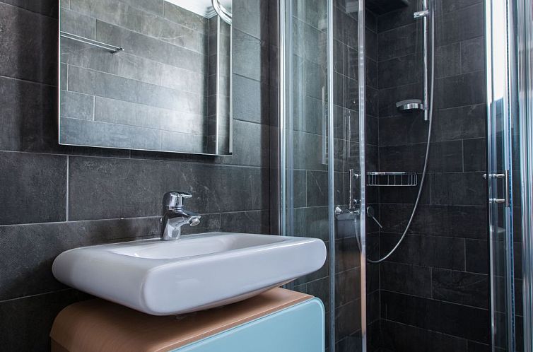 Appartement Diamante beachfront suite B