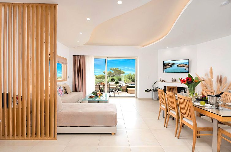 Vakantiehuis Canes Villa Beheizter Pool