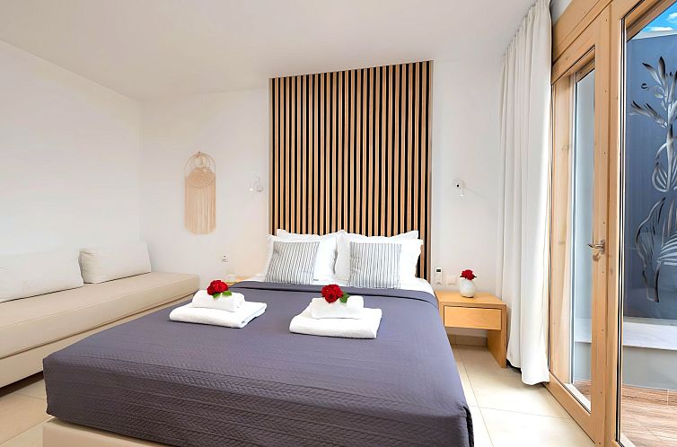 Vakantiehuis Canes Villa Beheizter Pool