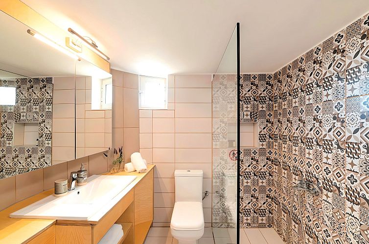 Vakantiehuis Canes Villa Beheizter Pool