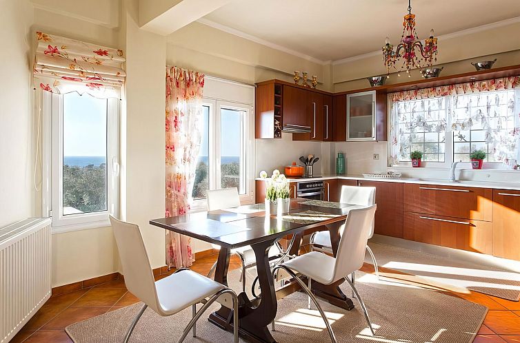 Vrijstaande woning in Kyparissia