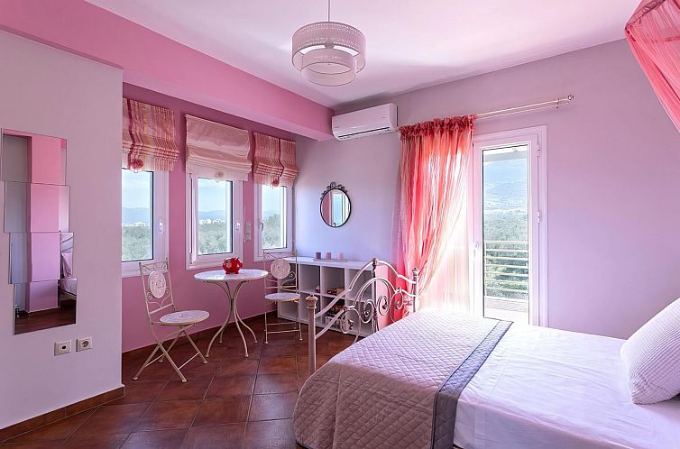 Vrijstaande woning in Kyparissia