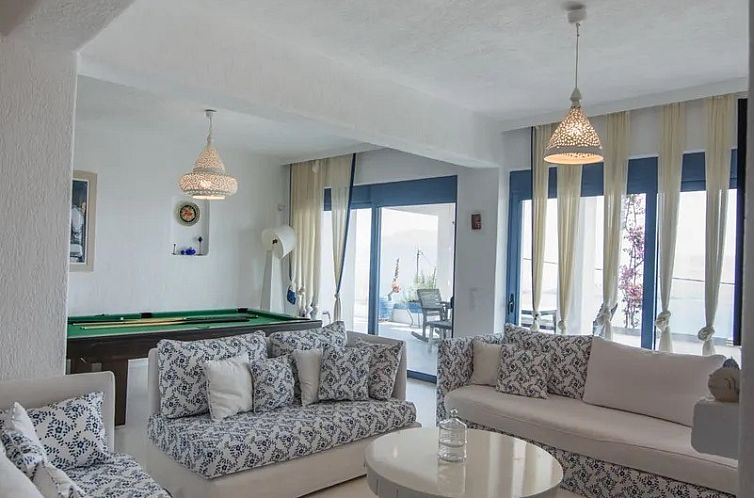 Vrijstaande woning in Pefkali