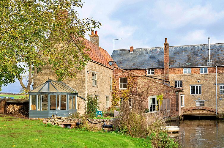 Unterkunft 065125301 - Ferienhaus England - Vakantiehuis Islip Mill House - Beautiful Riverside Home
